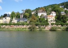德国海德堡河边的建筑图片